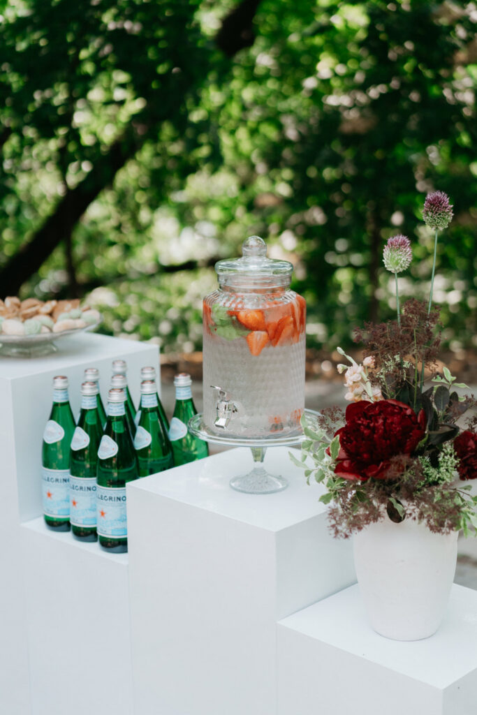 Majolica Photo Cafe de l horloge Summer 2025