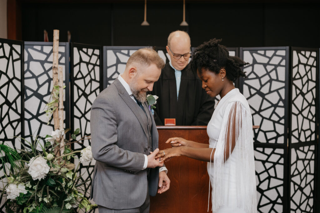 Majolica Photo Courthouse Winter Wedding Montreal