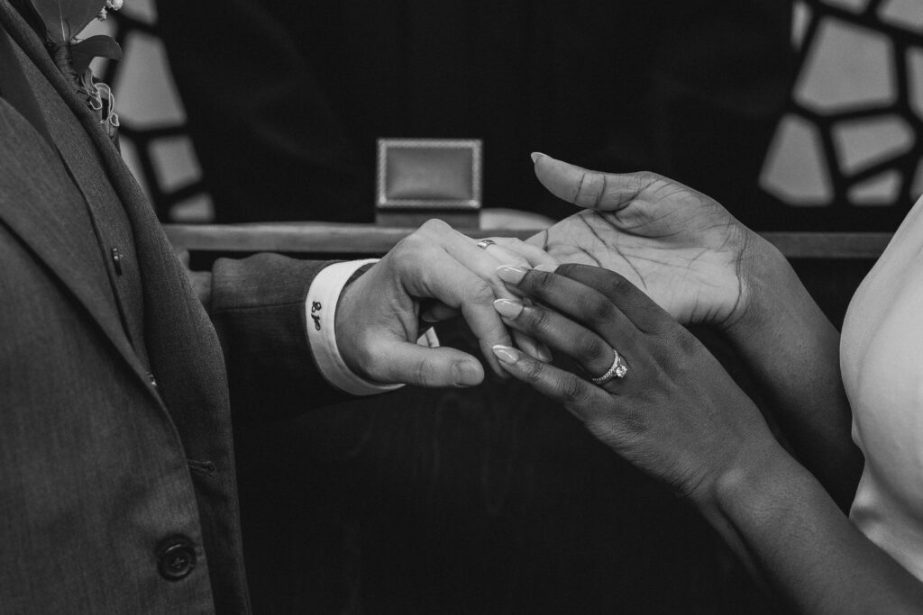 Majolica Photo Courthouse Winter Wedding Montreal